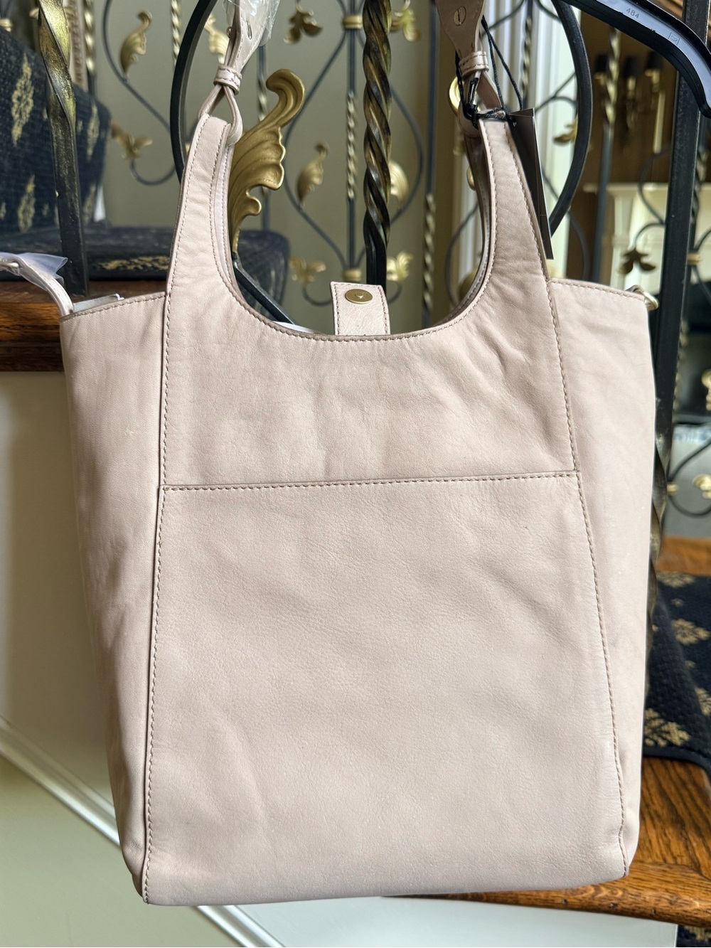 Jjill NWT Washed Leather Shoulder Bag. Soft. Latte snap closure.Outside pocket